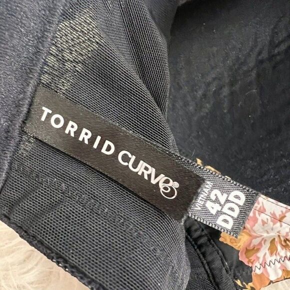 Torrid Wire-Free Lightly Lined Print Racerback Bra 42DDD Cheetah Floral Print - Picture 5 of 12